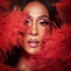 K.I.S.S.I.N.G CANDY CHIC -Charlotte Tillbury Store 037 220064 HOLLYWOOD PINK REDS HM SOLO MJ CANDY CHIC RM 2308 1