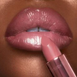 K.I.S.S.I.N.G ICON BABY -Charlotte Tillbury Store 037 220158 HOLLYWOOD PINK REDS CUL LIPSTICK ICON BABY DEEP RJ 2308