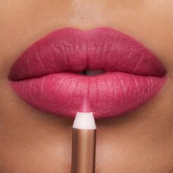 LIP CHEAT THE QUEEN -Charlotte Tillbury Store 037 220180 HOLLYWOOD PINK REDS CUL LIP CHEAT THE QUEEN MEDIUM RJ 2308