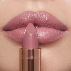 PILLOW TALK LIPSTICK PILLOW TALK FAIR -Charlotte Tillbury Store 039 220042 PILLOW TALK PLUMP CUL FAIR KISSING RJ 2301