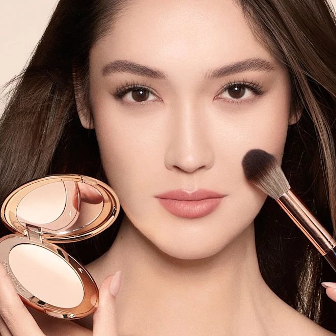 CHARLOTTE'S FLAWLESS, PORELESS GLOW KIT MAGICAL SAVINGS - Image 6