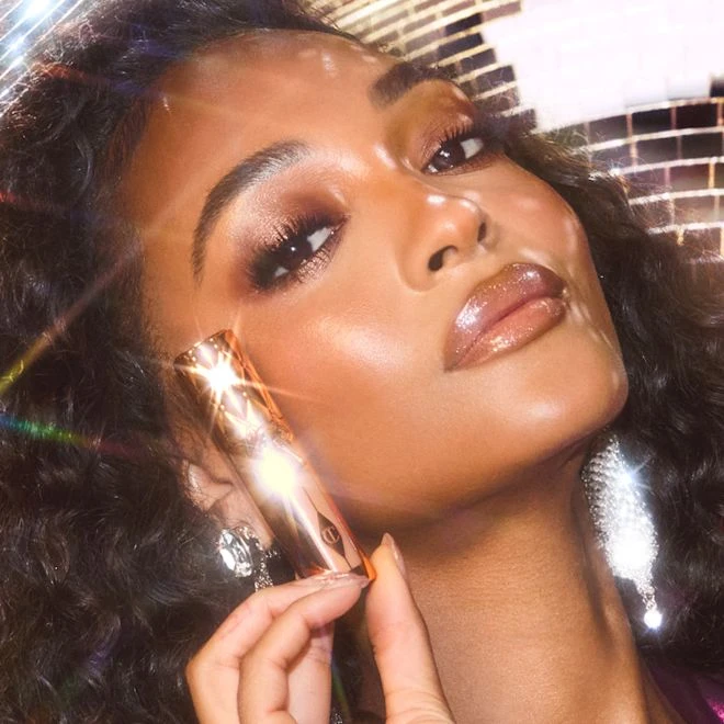 SUPER NUDES SPOTLIGHT LIP AND CHEEK KIT LIP & CHEEK KIT 4 SUPER NUDES SPOTLIGHT LIP AND CHEEK KIT LIP & CHEEK KIT - Image 2