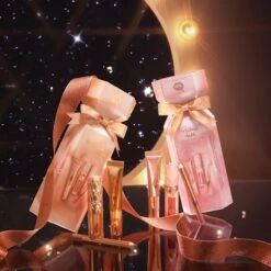 SUPER NUDES SPOTLIGHT LIP AND CHEEK KIT LIP & CHEEK KIT 12 SUPER NUDES SPOTLIGHT LIP AND CHEEK KIT LIP & CHEEK KIT -Charlotte Tillbury Store 251000 Holiday 25 sl CD 202505 Duo Kits 1000 x 1000