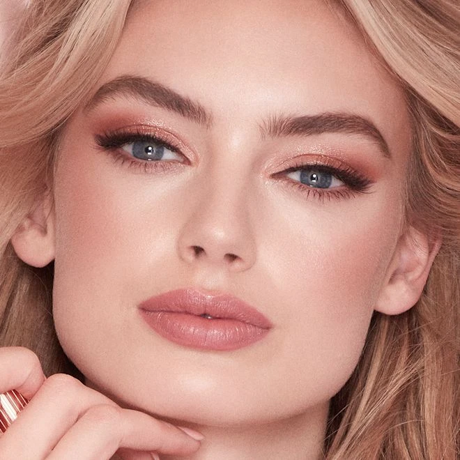 BRONZED, BLUSHING BEAUTY KIT MAGICAL SAVINGS 4 BRONZED, BLUSHING BEAUTY KIT MAGICAL SAVINGS - Image 2