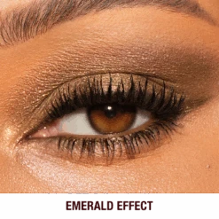 CHARLOTTE’S BEAUTIFYING EXAGGER-EYES DUO EYE KIT -Charlotte Tillbury Store EMERALD EFFECT EYE CLOSE UP