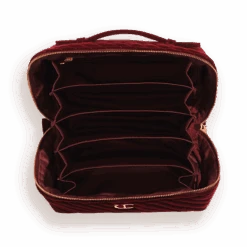 MAKEUP BAG OF DREAMS DUO MAKEUP BAG KIT 9 MAKEUP BAG OF DREAMS DUO MAKEUP BAG KIT -Charlotte Tillbury Store Large MakeupBag Open