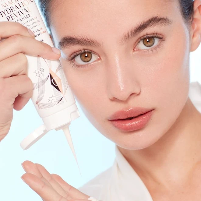 CHARLOTTE'S MAGIC SKIN-REVIVING DUO SKINCARE KIT 4 CHARLOTTE'S MAGIC SKIN-REVIVING DUO SKINCARE KIT - Image 2