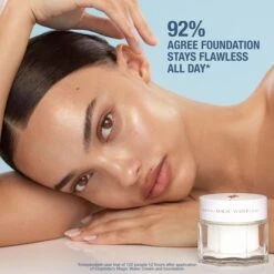 CHARLOTTE'S MAGIC WATER CREAM 50 ML MOISTURISER -Charlotte Tillbury Store MWC PDP MODEL 2000X2000 1 2