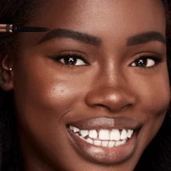 BROW CHEAT NATURAL BLACK -Charlotte Tillbury Store Model Shot Natural Black 2