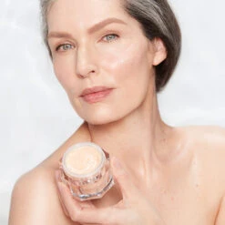 MAGIC NIGHT CREAM 50 ML REFILL -Charlotte Tillbury Store NC Model 1 2