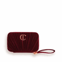 INSTANT HOLLYWOOD LOOK ON THE GO MAKEUP KIT 19 INSTANT HOLLYWOOD LOOK ON THE GO MAKEUP KIT -Charlotte Tillbury Store PDP MIN BRUSH SET PACKAGING