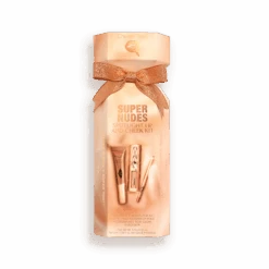 SUPER NUDES SPOTLIGHT LIP AND CHEEK KIT LIP & CHEEK KIT 17 SUPER NUDES SPOTLIGHT LIP AND CHEEK KIT LIP & CHEEK KIT -Charlotte Tillbury Store SUPERNUDES SPOTLIGHT LIP AND CHEEK KIT BOX BUNDLE