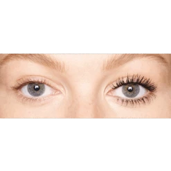 FULL FAT LASHES GLOSSY BLACK -Charlotte Tillbury Store full fat lashes model before after 1