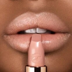 HOT LIPS PENELOPE PINK -Charlotte Tillbury Store penelope pink 1