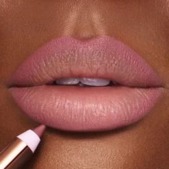 LIP CHEAT PILLOW TALK MEDIUM -Charlotte Tillbury Store pillowtalk25 em OC 0225 Casey PT Medium Lip Cheat Outline 2000