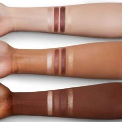 LUXURY PALETTE THE VINTAGE VAMP -Charlotte Tillbury Store swatches VINTAGE VAMP